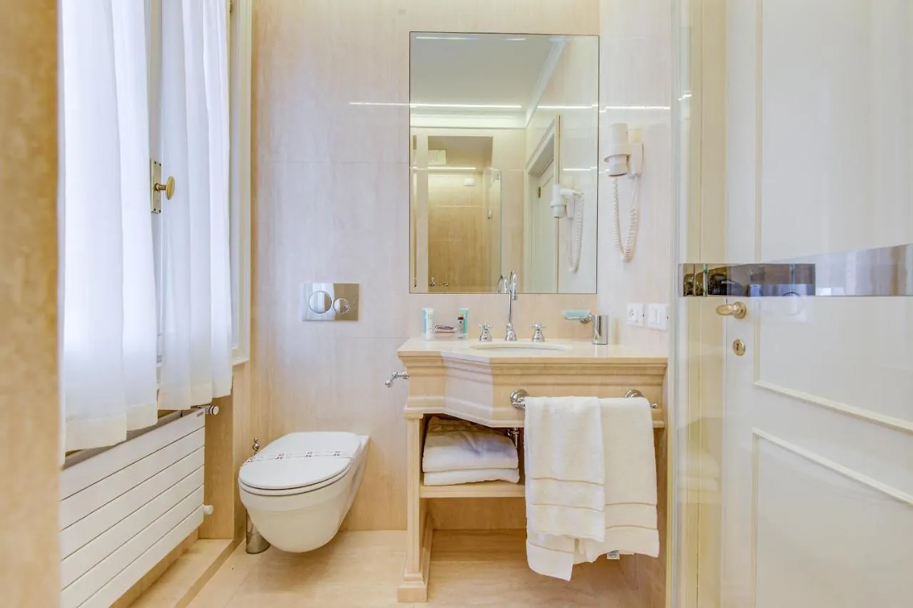 Master Venice Apartments